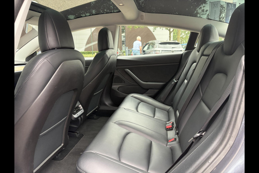 Tesla Model 3 Standard RWD Plus 60 kWh SOH 90%| VAN: 23.900,- VOOR: 22.330,- UW WKVOORDEEL: 1.570,- | FABRIEKSGARANTIE OP ACCU & AANDRIJFLIJN TOT 2028 OF 160.000 KM