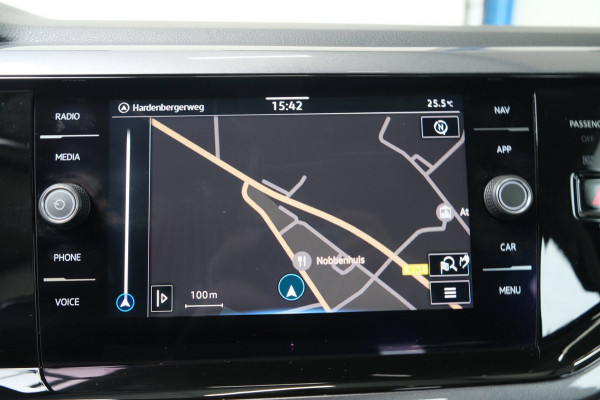 Volkswagen Polo 1.0 TSI Style - N.A.P. Airco, Cruise, Navi, PDC, Camera, Carplay, Virtual display, Stoelverwarming.