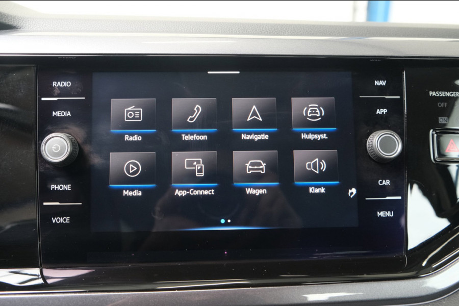 Volkswagen Polo 1.0 TSI Style - N.A.P. Airco, Cruise, Navi, PDC, Camera, Carplay, Virtual display, Stoelverwarming.