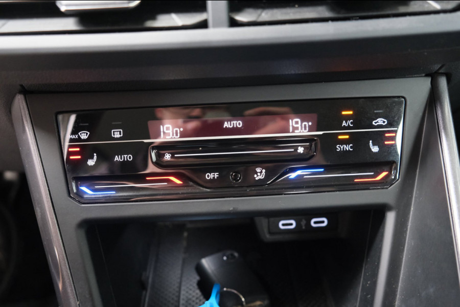 Volkswagen Polo 1.0 TSI Style - N.A.P. Airco, Cruise, Navi, PDC, Camera, Carplay, Virtual display, Stoelverwarming.