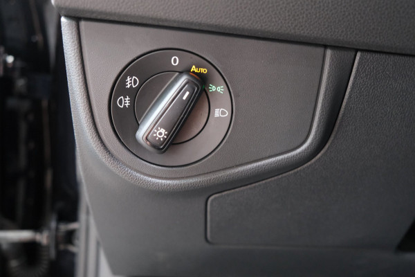 Volkswagen Polo 1.0 TSI Style - N.A.P. Airco, Cruise, Navi, PDC, Camera, Carplay, Virtual display, Stoelverwarming.