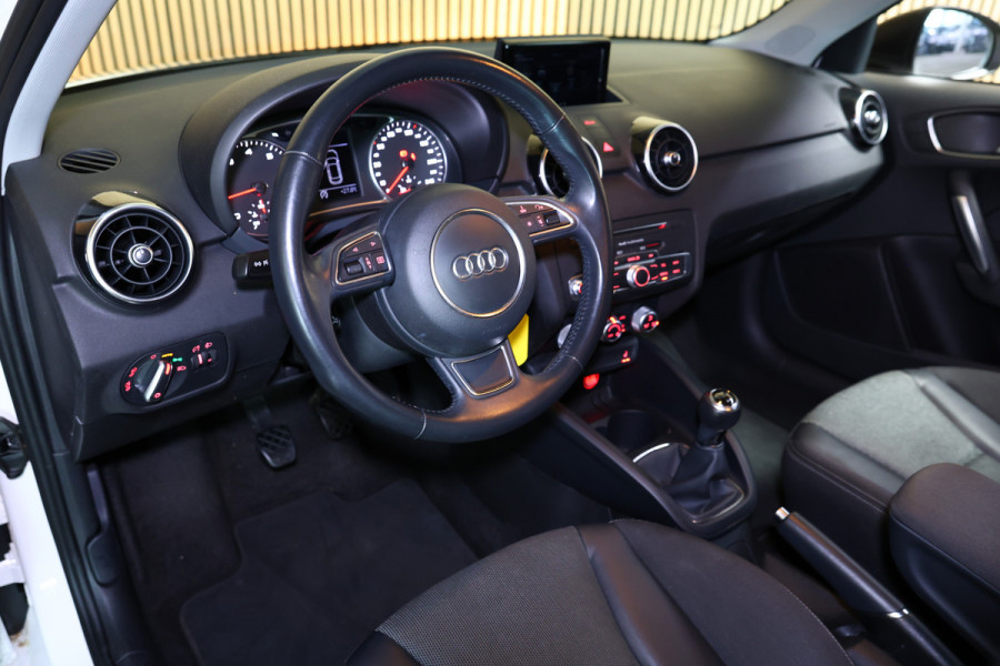 Audi A1 Sportback 1.0 TFSI Advance AVM AIRCO PDC LM VELGEN 2018 NAVI