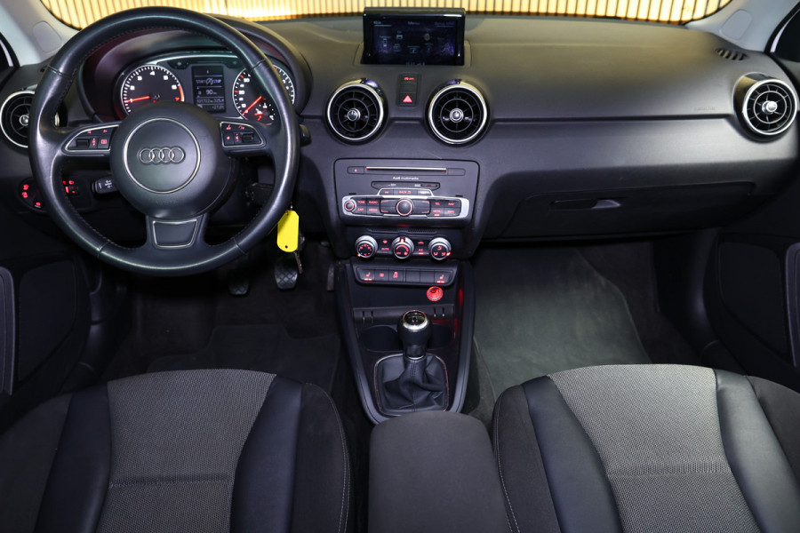 Audi A1 Sportback 1.0 TFSI Advance AVM AIRCO PDC LM VELGEN 2018 NAVI