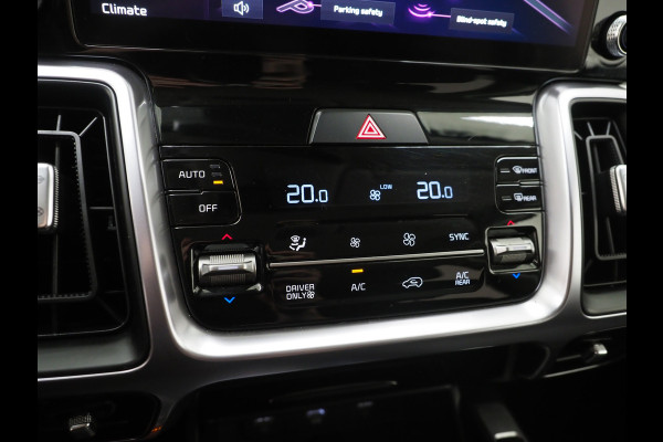 Kia Sorento 1.6 T-GDI Plug-in Hybrid 4WD 7p. | Trekhaak | Camera | Adaptive Cruise | Keyless | Dodehoek | Virtual | Carplay