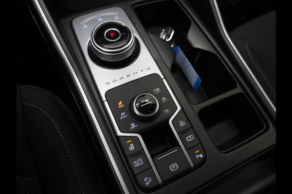 Kia Sorento 1.6 T-GDI Plug-in Hybrid 4WD 7p. | Trekhaak | Camera | Adaptive Cruise | Keyless | Dodehoek | Virtual | Carplay