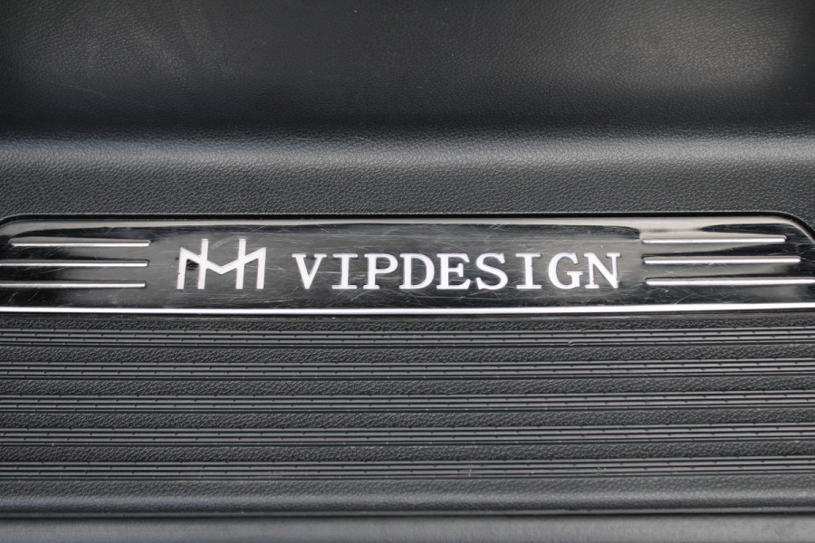 Mercedes-Benz V-Klasse 300d / XXL / AMG / 4-Matic / VIP 8-Persoons / Luchtvering / TV / Burmester / 360 Camera / Vol Opties / NIEUWSTAAT