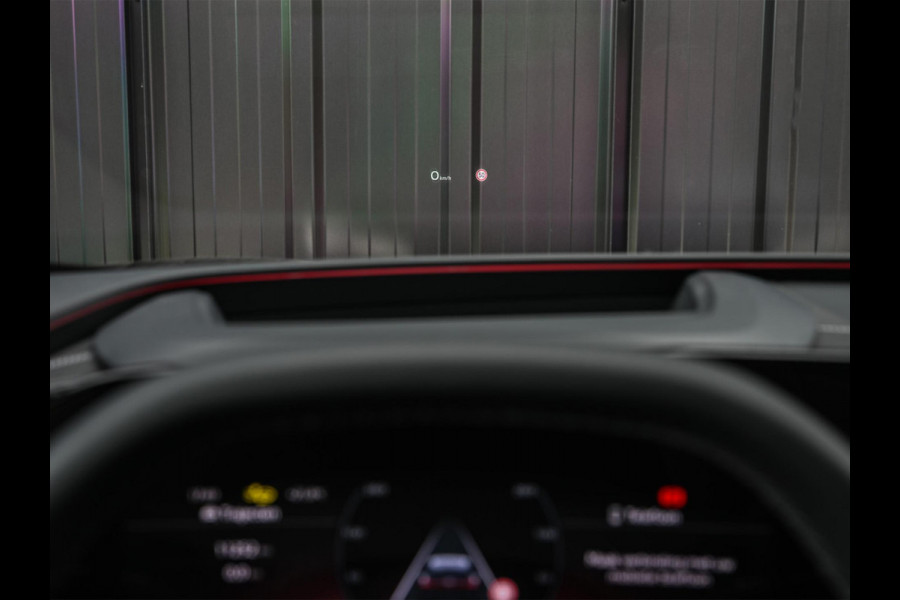 Audi Q6 e-tron Launch edition 83 kWh | Panoramadak | 360 Camera | B&O | HUD | Luchtvering | Ambiance Interieur | Stuur- Stoelverwarming | Memory Seats |