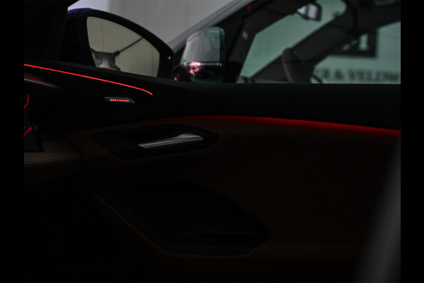 Audi Q6 e-tron Launch edition 83 kWh | Panoramadak | 360 Camera | B&O | HUD | Luchtvering | Ambiance Interieur | Stuur- Stoelverwarming | Memory Seats |