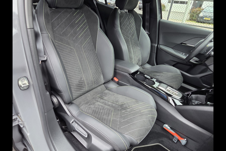 Peugeot 2008 1.2 automaat PureTech 130 GT uitvoering 1e eigenaar !!!