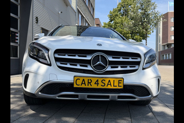 Mercedes-Benz GLA 180 URBAN Sport - AUTOMAAT I Panorama dak I Navigatie I Airco I Sport pakket I PDC I Dealer onderhouden