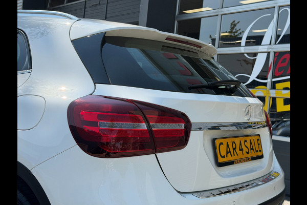 Mercedes-Benz GLA 180 URBAN Sport - AUTOMAAT I Panorama dak I Navigatie I Airco I Sport pakket I PDC I Dealer onderhouden