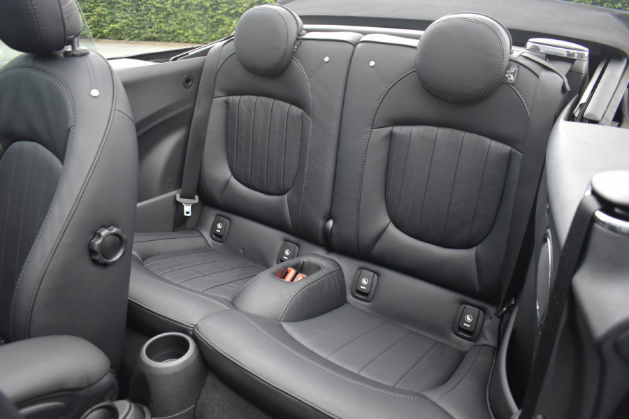 MINI Cabrio 1.5 Cooper Chili | Leder | NL Auto | Carplay | Keyless | Dealer. OH