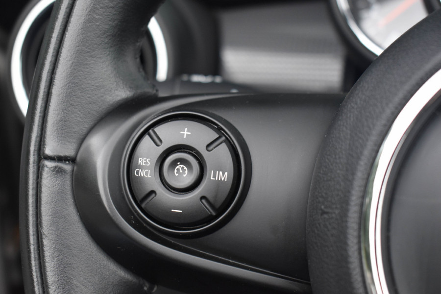 MINI Cabrio 1.5 Cooper Chili | Leder | NL Auto | Carplay | Keyless | Dealer. OH