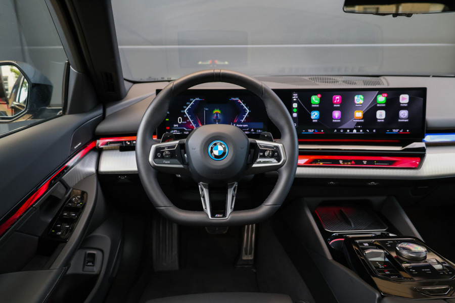 BMW 5 Serie 530e M-SPORT | BTW | PANO | STOELKOELING | MEMORY | H/K | STUURVERW | KEYLESS |