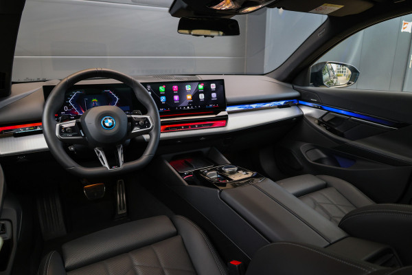 BMW 5 Serie 530e M-SPORT | BTW | PANO | STOELKOELING | MEMORY | H/K | STUURVERW | KEYLESS |