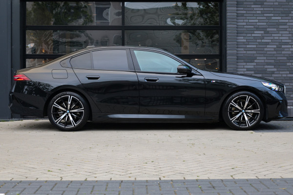 BMW 5 Serie 530e M-SPORT | BTW | PANO | STOELKOELING | MEMORY | H/K | STUURVERW | KEYLESS |