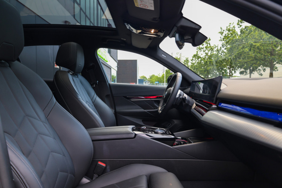 BMW 5 Serie 530e M-SPORT | BTW | PANO | STOELKOELING | MEMORY | H/K | STUURVERW | KEYLESS |