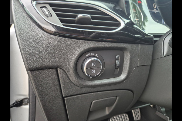 Opel Astra Sports Tourer 1.4 Ultimate Automaat, Trekhaak, Navi, LED, NAP