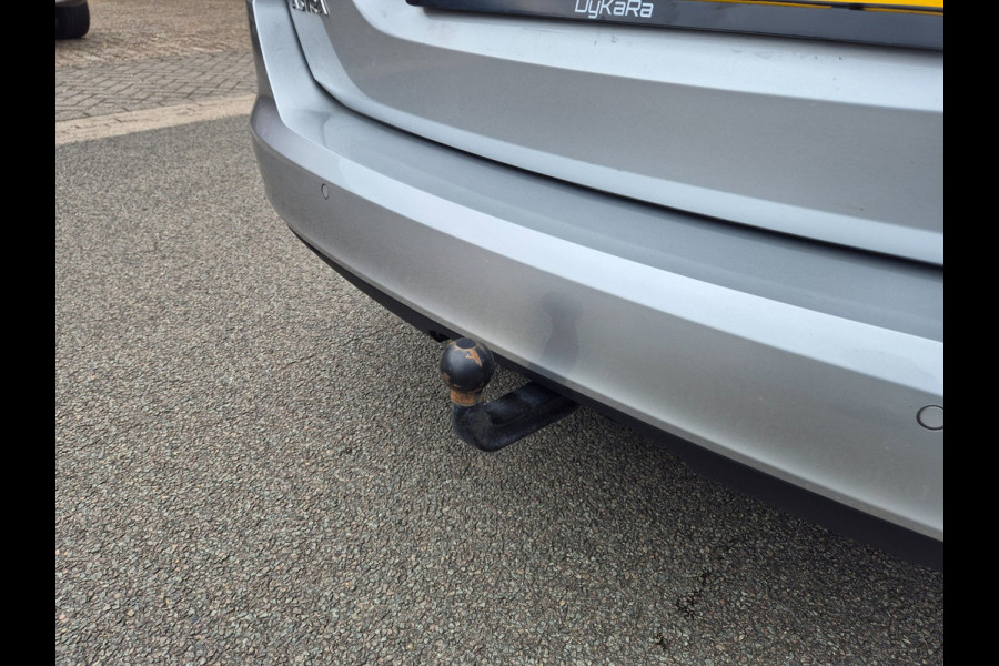 Opel Astra Sports Tourer 1.4 Ultimate Automaat, Trekhaak, Navi, LED, NAP