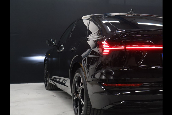 Audi e-tron Sportback 55 quattro edition 95 kWh [CRUISE CONTROL, PDC V+A, ELEKTRISCHE ACHTERKLEP, DIGITAL DASH, LED, MULTIFUNCTIONEEL STUURWIEL, BLUETOOTH, CLIMATE, NIEUWSTAAT]