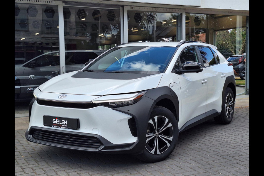 Toyota Bz4x 204pk Dynamic | Groot scherm, 360 Camera, Elektrische achterklep, Parkeersensoren, Blind Spot, Stoel + Stuurverwarming