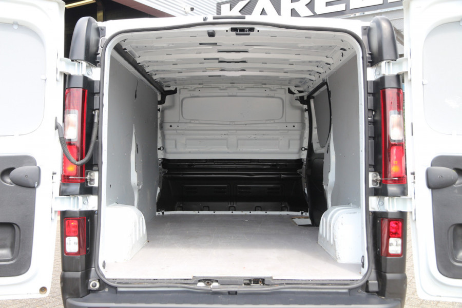 Renault Trafic 2.0 DCI 150 | Aut. | L2H1 | Stoelverwarming | Cruise | Airco..