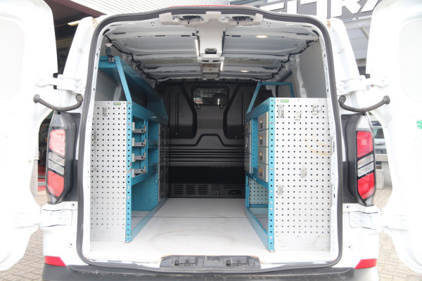Ford Transit Custom 2.0 TDCI 136 | KAR-edition | Inrichting | Trekhaak | Airco..