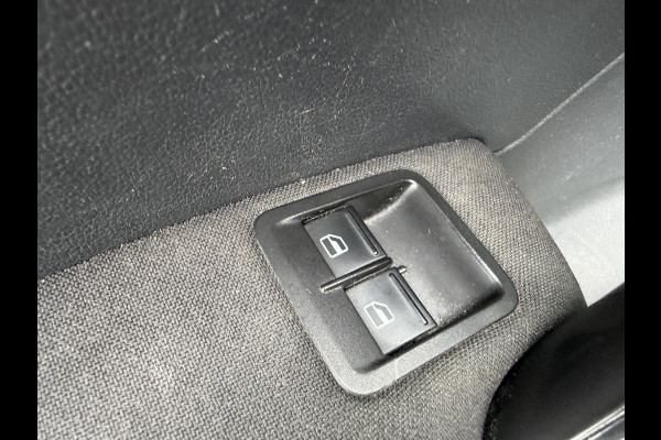 Volkswagen Caddy Maxi 2.0 TDI Trendline 5p Rolstoel Vervoer | Adaptive Cruise Control | Parkeersensoren | Lichtmetalen Velgen |