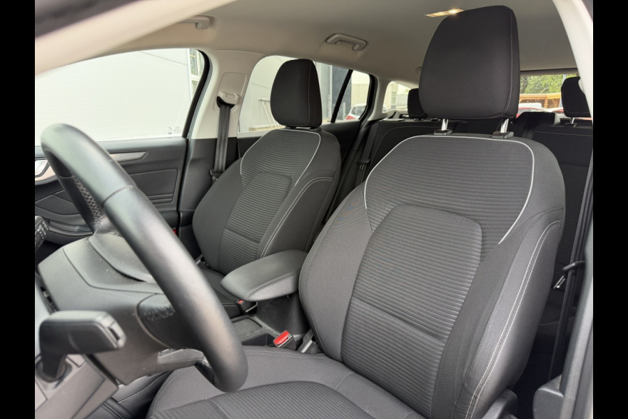 Ford FOCUS Wagon 1.0 EcoB. Tit. Bns, navi,cruise,climate