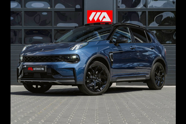 Lynk & Co 01 1.5 | Black Edition | Panoramadak|360° Camera|ACC|Stoelverwarming|Navi|Carplay