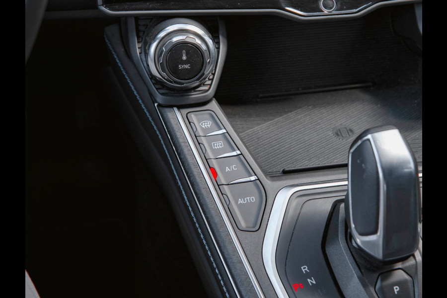 Lynk & Co 01 1.5 | Black Edition | Panoramadak|360° Camera|ACC|Stoelverwarming|Navi|Carplay