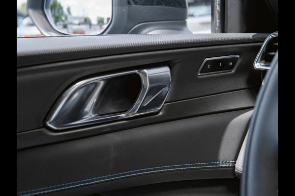 Lynk & Co 01 1.5 | Black Edition | Panoramadak|360° Camera|ACC|Stoelverwarming|Navi|Carplay