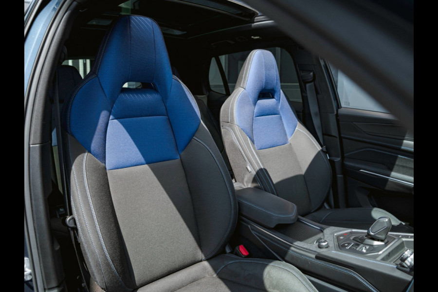 Lynk & Co 01 1.5 | Black Edition | Panoramadak|360° Camera|ACC|Stoelverwarming|Navi|Carplay