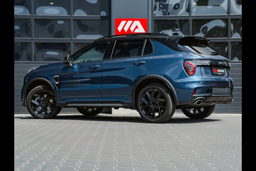 Lynk & Co 01 1.5 | Black Edition | Panoramadak|360° Camera|ACC|Stoelverwarming|Navi|Carplay