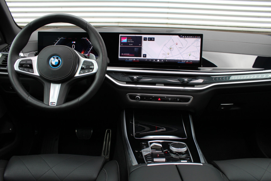 BMW X5 xDrive50e M-Sport Pro | Vierwielbesturing | Stoelverwarming/koeling | Panoramadak | Trekhaak