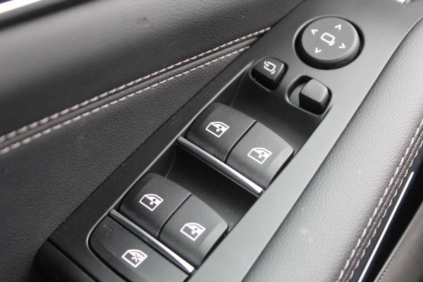 BMW X5 xDrive50e M-Sport Pro | Vierwielbesturing | Stoelverwarming/koeling | Panoramadak | Trekhaak
