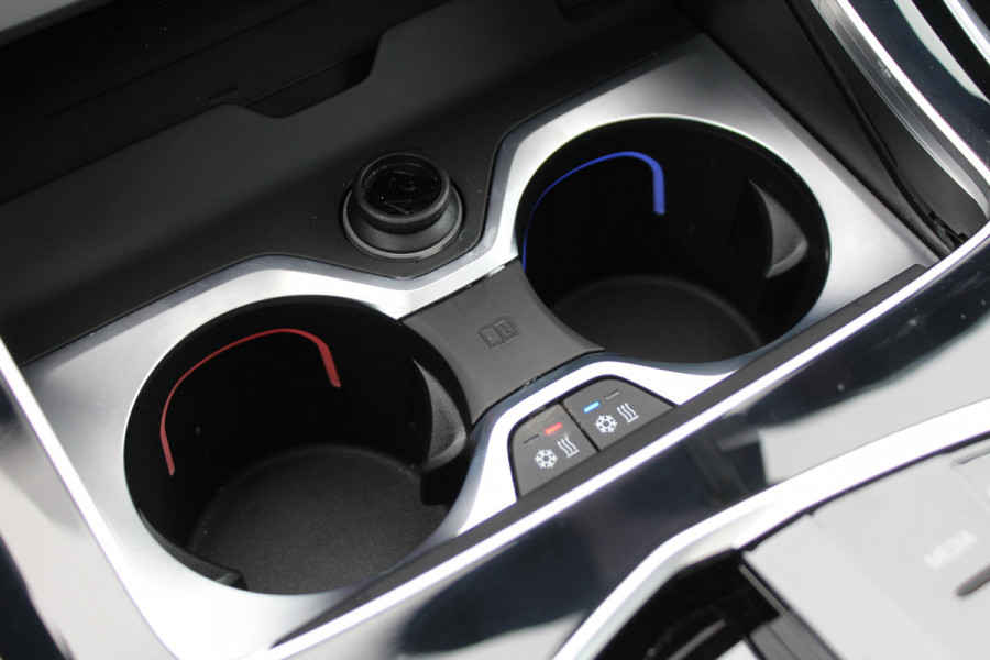 BMW X5 xDrive50e M-Sport Pro | Vierwielbesturing | Stoelverwarming/koeling | Panoramadak | Trekhaak