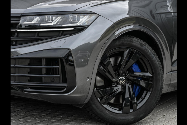 Volkswagen Touareg 3.0 TSi eHybrid 4MOTION Elegance | Panoramadak | Luchtvering | Stoelventilatie + Massage | HUD | 360 Camera | Ambiance Interieur | Trekhaak | Adaptive Cruise | IQ Light |