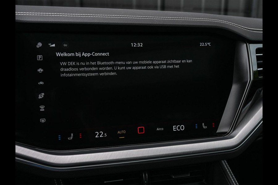 Volkswagen Touareg 3.0 TSi eHybrid 4MOTION Elegance | Panoramadak | Luchtvering | Stoelventilatie + Massage | HUD | 360 Camera | Ambiance Interieur | Trekhaak | Adaptive Cruise | IQ Light |