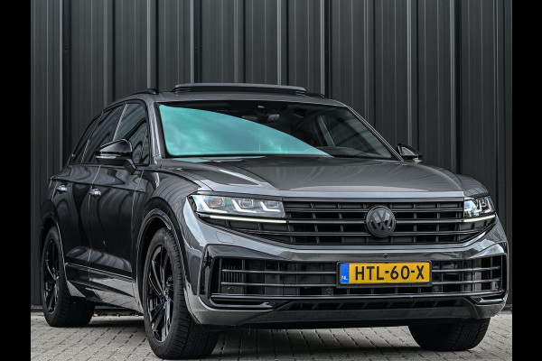 Volkswagen Touareg 3.0 TSi eHybrid 4MOTION Elegance | Panoramadak | Luchtvering | Stoelventilatie + Massage | HUD | 360 Camera | Ambiance Interieur | Trekhaak | Adaptive Cruise | IQ Light |