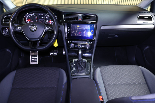 Volkswagen Golf 1.5 TSI Highline AVM DSG LED NAVI CLIMA PDC BT STOELVERWARMING"18