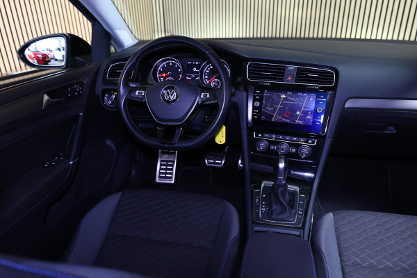 Volkswagen Golf 1.5 TSI Highline AVM DSG LED NAVI CLIMA PDC BT STOELVERWARMING"18