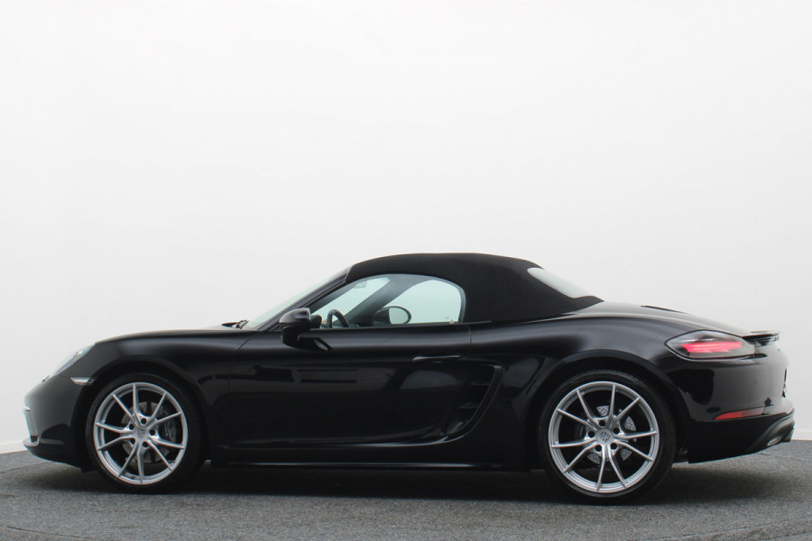 Porsche 718 Boxster 2.0 T Camera, Navigatie, Stoelverwarming, Xenon, PDC