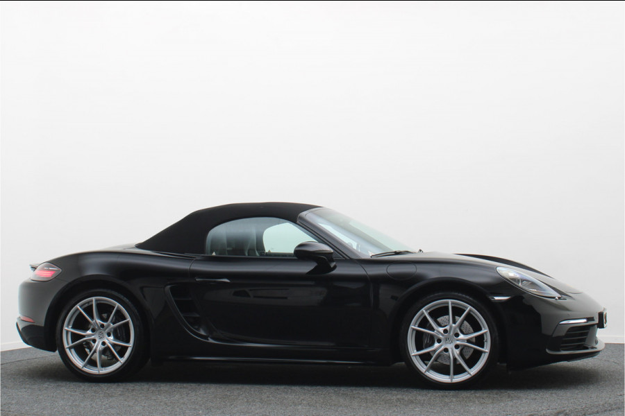 Porsche 718 Boxster 2.0 T Camera, Navigatie, Stoelverwarming, Xenon, PDC