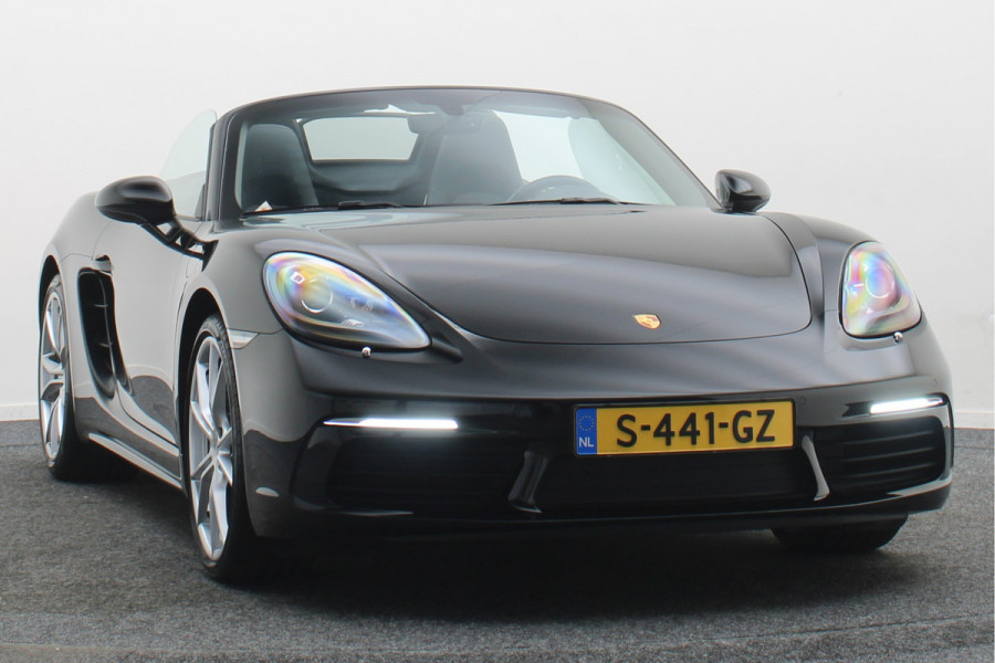 Porsche 718 Boxster 2.0 T Camera, Navigatie, Stoelverwarming, Xenon, PDC