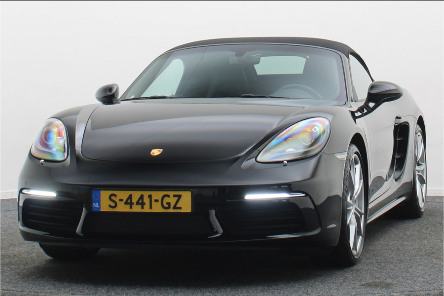 Porsche 718 Boxster 2.0 T Camera, Navigatie, Stoelverwarming, Xenon, PDC