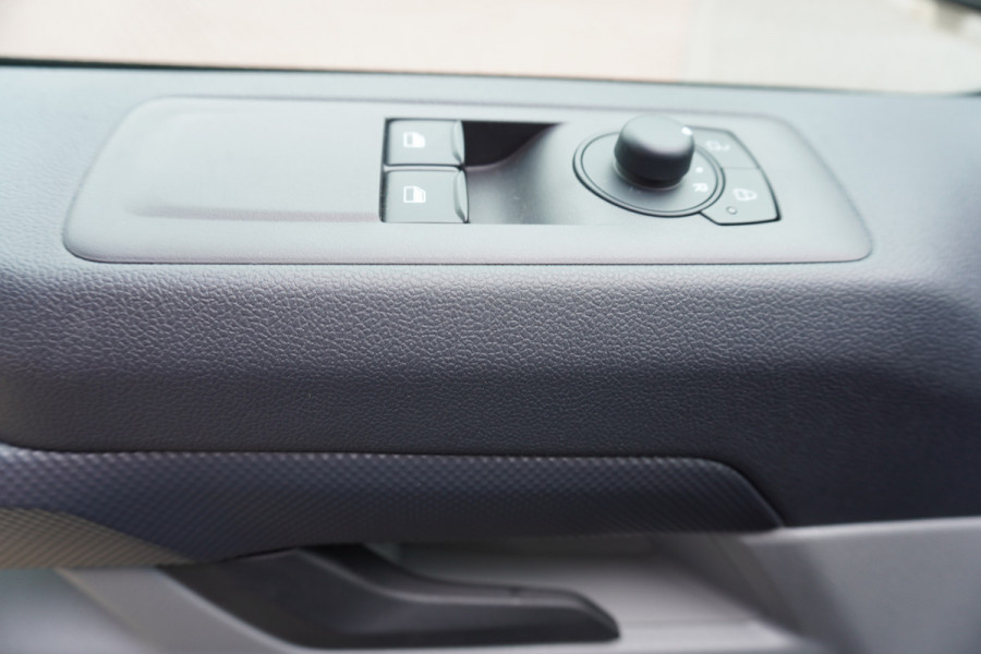 Ford Transit Custom 320L 2.0 TDCI 136PK L2H1 Trend Nr. V035 | Airco | Cruise | Camera | Apple CP- & Android Auto