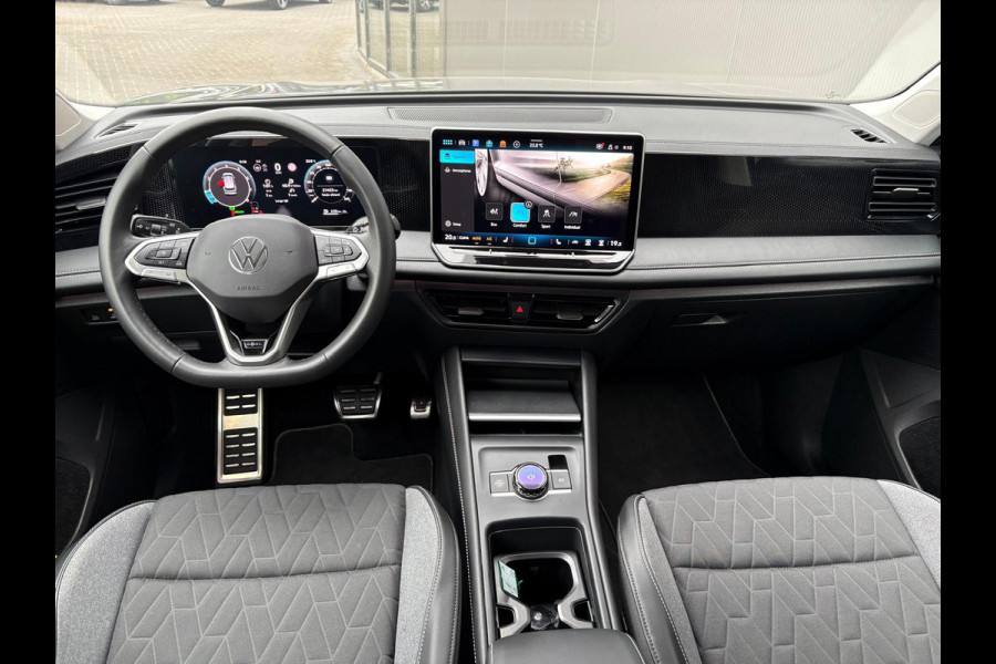 Volkswagen Tiguan 1.5 eTSI 130PK Life Edition Trekhaak/360Camera/Stoelverwarming/Full-Led