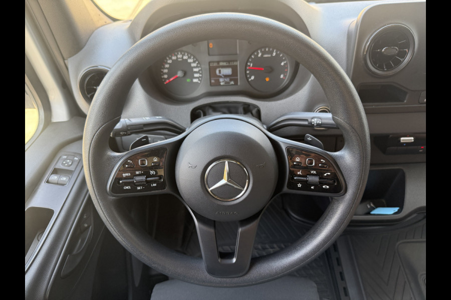 Mercedes-Benz Sprinter 317 1.9 CDI Automaat Bakwagen Laadklep Cruise Control Climate Control Meubelbak Koffer