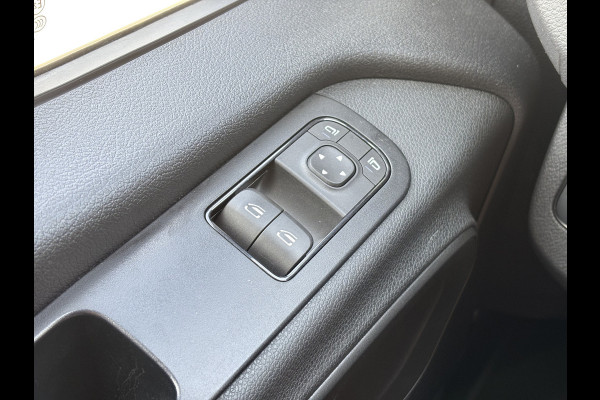 Mercedes-Benz Sprinter 317 1.9 CDI Automaat Bakwagen Laadklep Cruise Control Climate Control Meubelbak Koffer
